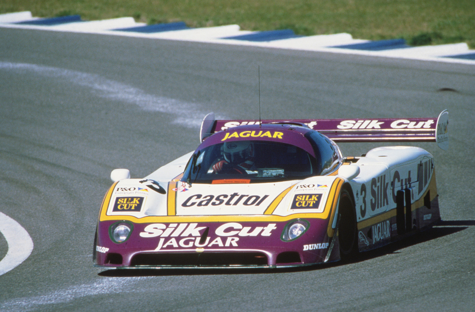 SMALL_75_YEARS_OF_JAGUAR_HISTORY_BROUGHT_TO_LIFE_-_XJR_9